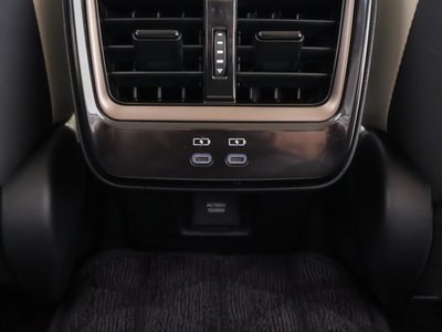صورة مصغرة 45 لـ 2025 Toyota CROWN CROSSOVER