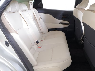 صورة مصغرة 43 لـ 2025 Toyota CROWN CROSSOVER