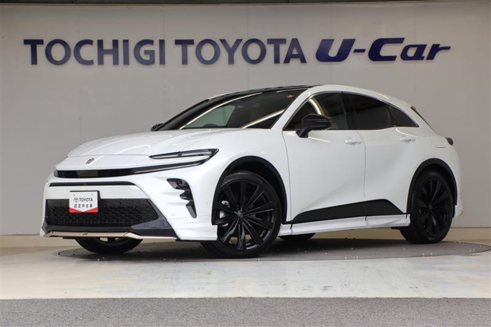 TOYOTA CROWN SPORT - View 1