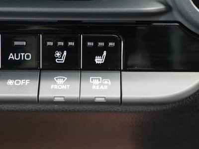 TOYOTA CROWN SPORT - 10