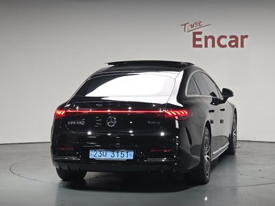 MERCEDES-BENZ EQS - 4