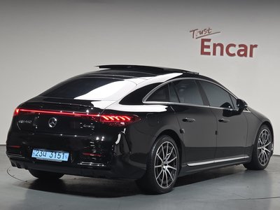 MERCEDES-BENZ EQS - 3
