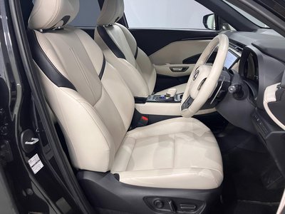 صورة 14 لـ 2024 Lexus LBX