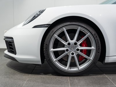 PORSCHE 911 - 10