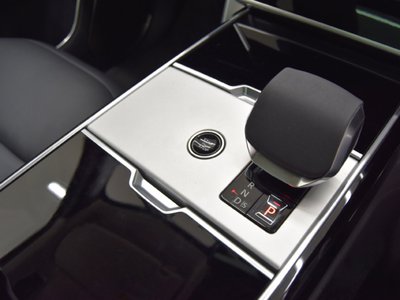 2025 LAND Rover RANGE ROVER thumbnail 24