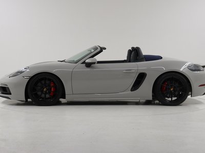 صورة 1 لـ 2024 Porsche 718