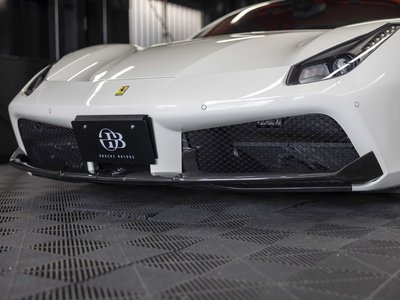 FERRARI 488 - 10