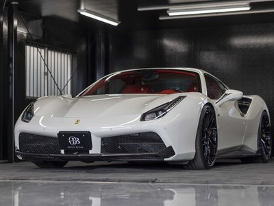 FERRARI 488 - 2