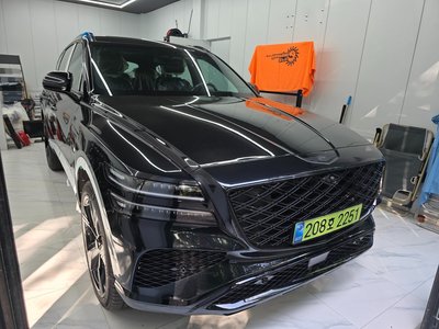صورة 1 لـ 2026 Genesis GV80