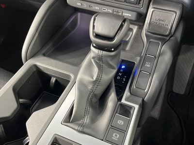2024 Toyota LAND CRUISER 250 — миниатюра 25