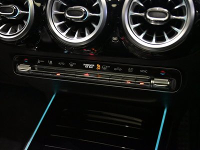 صورة مصغرة 40 لـ 2025 Mercedes-BENZ GLA