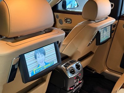 ROLLS-ROYCE GHOST - 4