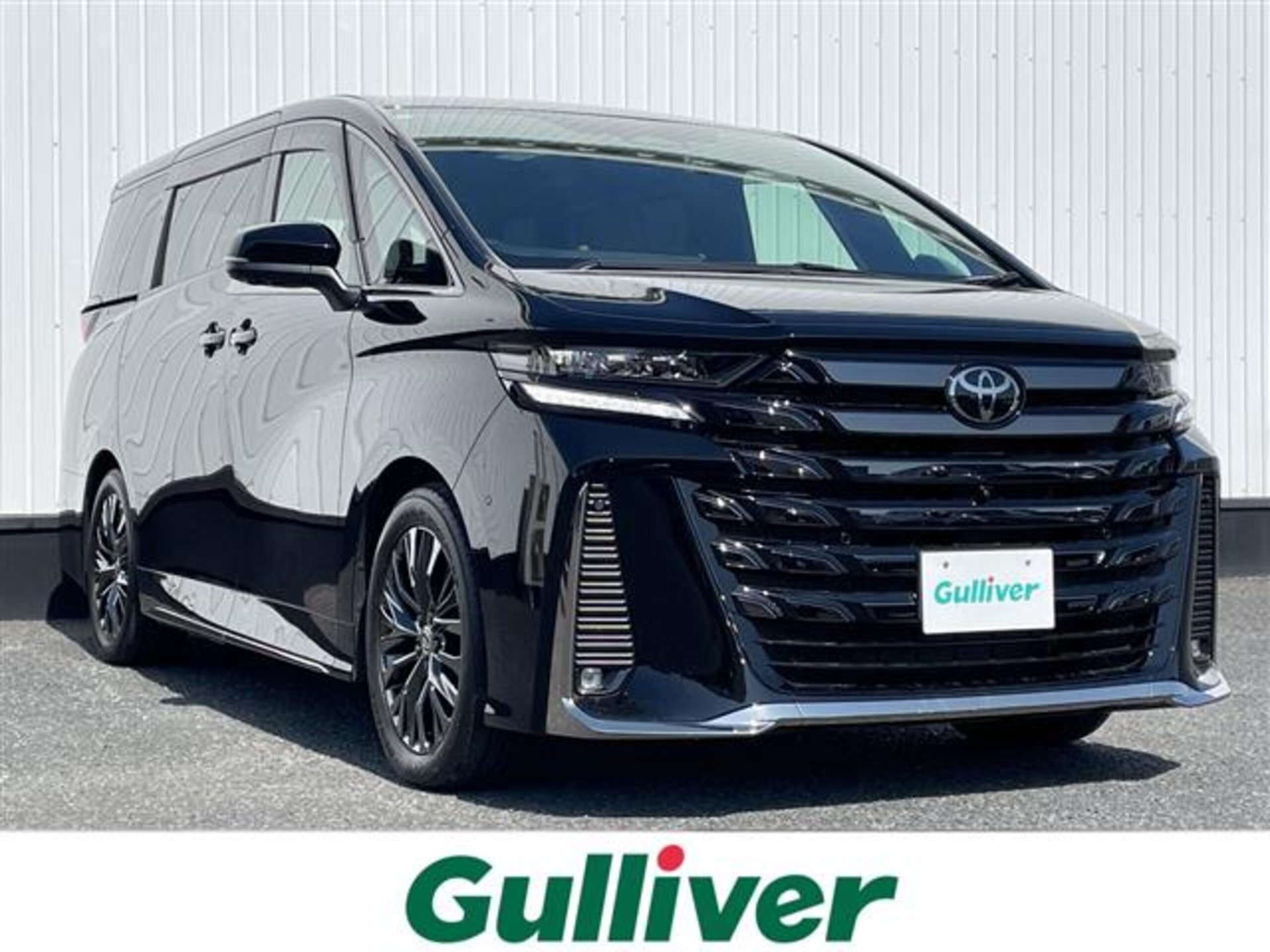 TOYOTA VELLFIRE - View 1