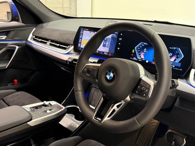 2025 BMW X1 — миниатюра 16
