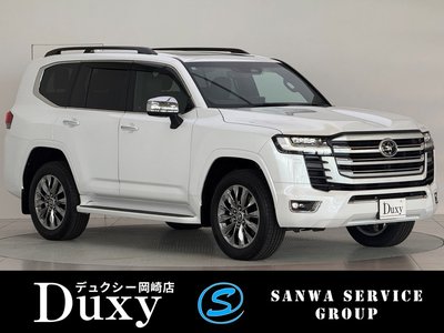 TOYOTA LAND CRUISER 300 - 1