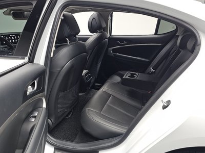 2021 Genesis THE NEW G70 — миниатюра 18
