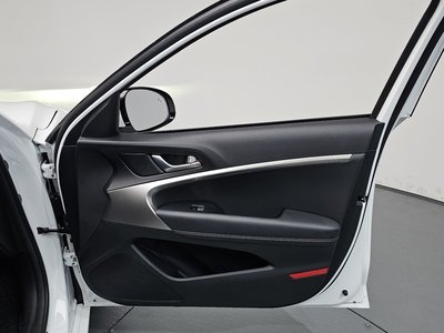 2021 Genesis THE NEW G70 — миниатюра 14