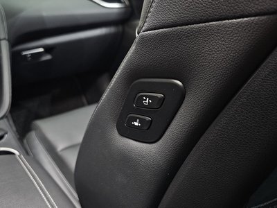 2021 Genesis THE NEW G70 — миниатюра 37