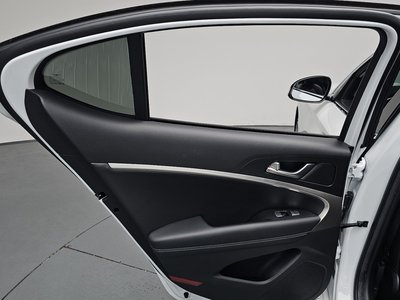 2021 Genesis THE NEW G70 — миниатюра 15