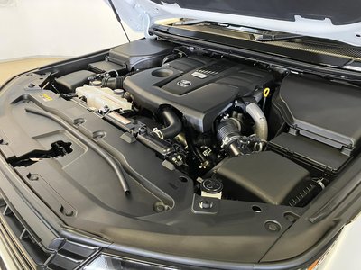 صورة مصغرة 35 لـ 2025 Lexus GX