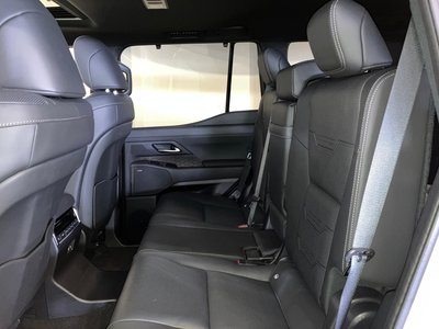 صورة مصغرة 31 لـ 2025 Lexus GX
