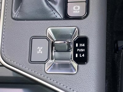 صورة مصغرة 19 لـ 2025 Lexus GX