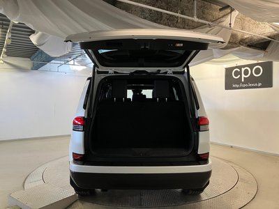 صورة مصغرة 33 لـ 2025 Lexus GX