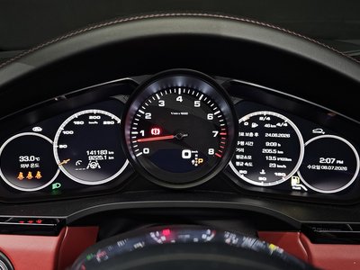 صورة مصغرة 11 لـ 2021 Porsche CAYENNE
