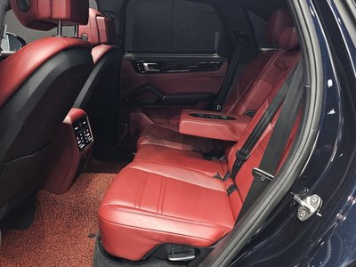 صورة مصغرة 17 لـ 2021 Porsche CAYENNE