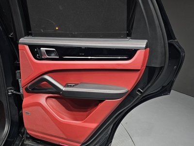 صورة مصغرة 15 لـ 2021 Porsche CAYENNE
