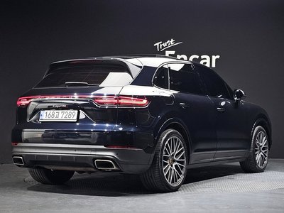 2021 Porsche CAYENNE — фото 3