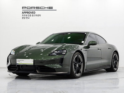 PORSCHE TAYCAN - 1