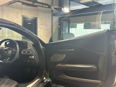 ASTON MARTIN VANTAGE - 6