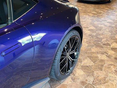 ASTON MARTIN VANTAGE - 7