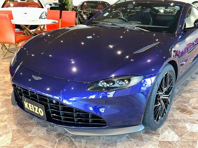 ASTON MARTIN VANTAGE - 5