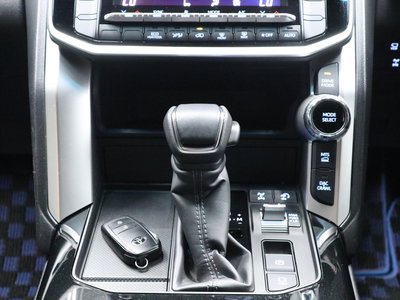2023 Toyota LAND CRUISER 300 缩略图 72