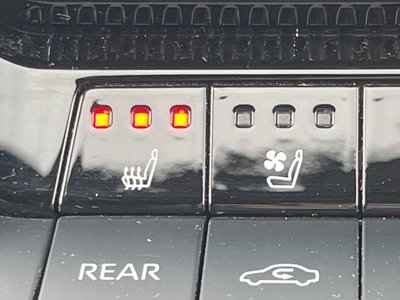 TOYOTA LAND CRUISER 250 - 7