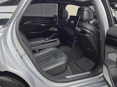 2021 AUDI A8 — миниатюра 12