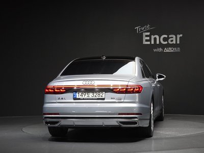 صورة 3 لـ 2021 AUDI A8
