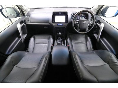 TOYOTA LAND CRUISER PRADO - 2