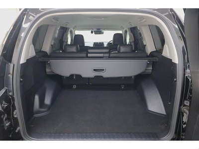 TOYOTA LAND CRUISER PRADO - 9