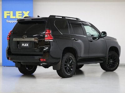 TOYOTA LAND CRUISER PRADO - 3