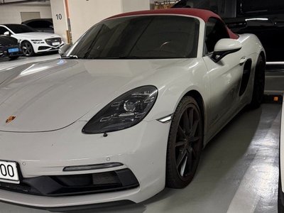 صورة 5 لـ 2023 Porsche 718
