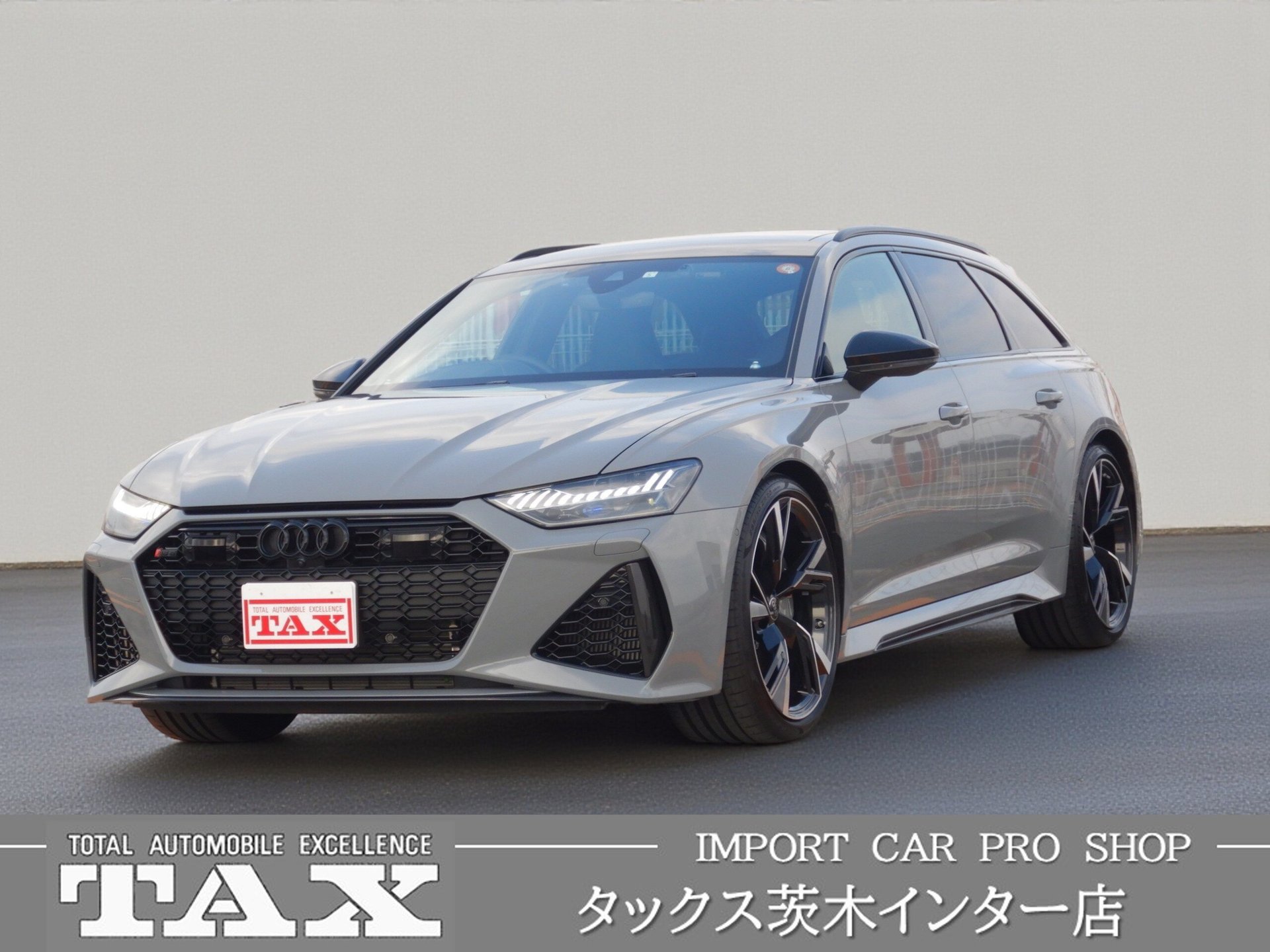 AUDI RS6 AVANT - View 1