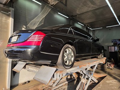 MERCEDES-BENZ 62 MAYBACH