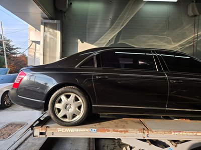 MERCEDES-BENZ MAYBACH - 3