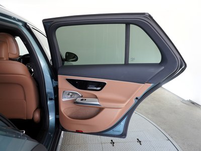 صورة مصغرة 31 لـ 2024 Mercedes-BENZ E-CLASS