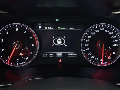 GENESIS G70 - 8