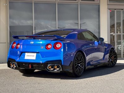 NISSAN GT-R - 6