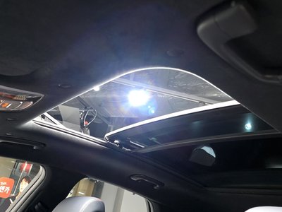 صورة مصغرة 17 لـ 2025 Genesis GV70